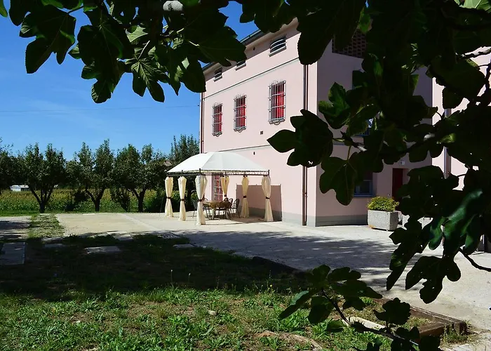 农家乐 勒斯坦兹笛巴克酒店 *